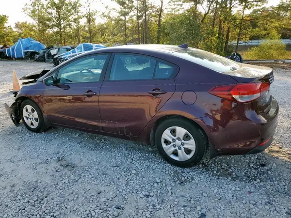 3KPFK4A73HE010404 2017 KIA FORTE - Image 2