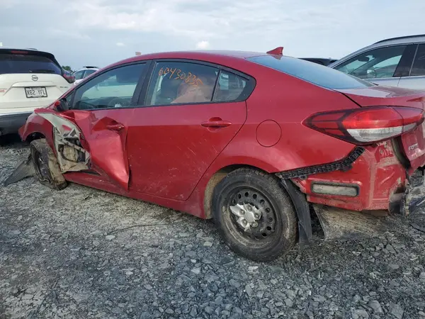 3KPFK4A73HE019636 2017 KIA FORTE - Image 2