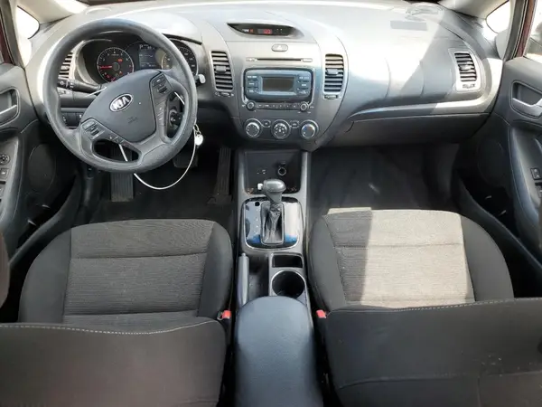 3KPFK4A73HE026506 2017 KIA FORTE - Image 8