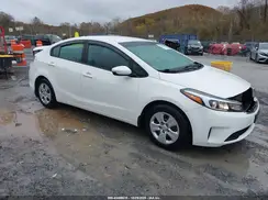 3KPFK4A73HE038221 2017 KIA FORTE
