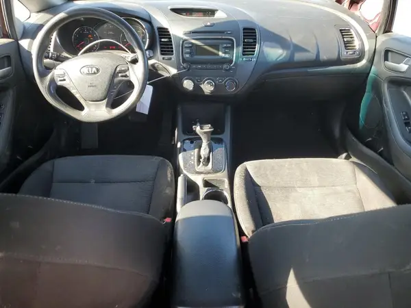3KPFK4A73HE041152 2017 KIA FORTE - Image 8
