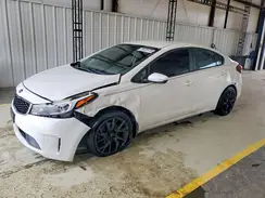 3KPFK4A73HE041216 2017 KIA FORTE