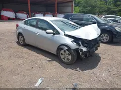 3KPFK4A73HE047923 2017 KIA FORTE