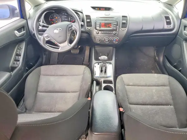 3KPFK4A73HE051342 2017 KIA FORTE - Image 8