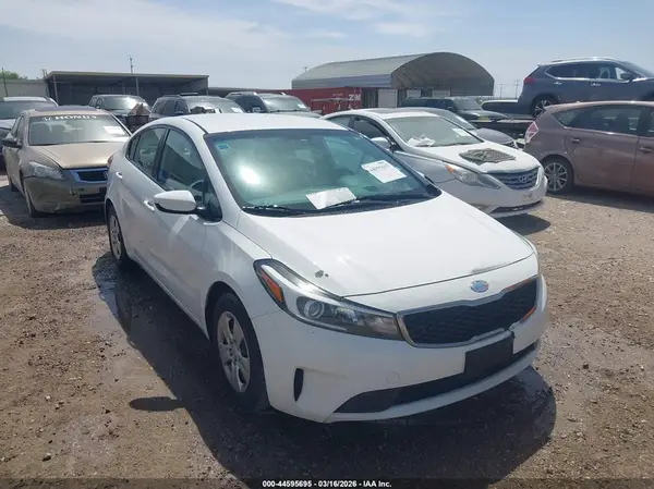 3KPFK4A73HE056041 2017 KIA FORTE - Image 1