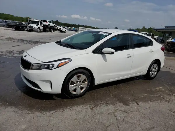 3KPFK4A73HE058839 2017 KIA FORTE - Image 1