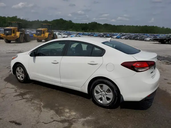 3KPFK4A73HE058839 2017 KIA FORTE - Image 2