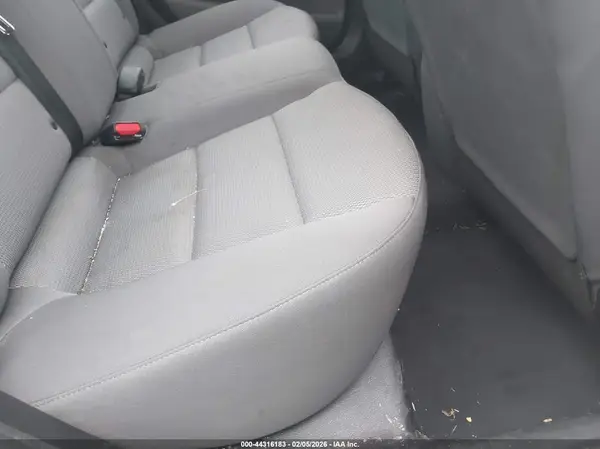 3KPFK4A73HE060834 2017 KIA FORTE - Image 8