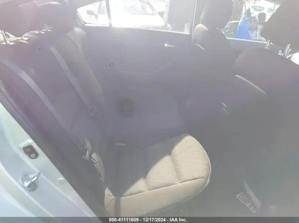 3KPFK4A73HE065497 2017 KIA FORTE - Image 8