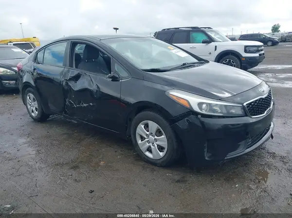 3KPFK4A73HE067847 2017 KIA FORTE - Image 1