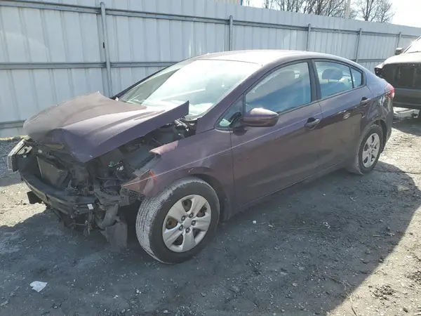 3KPFK4A73HE074183 2017 KIA FORTE - Image 1
