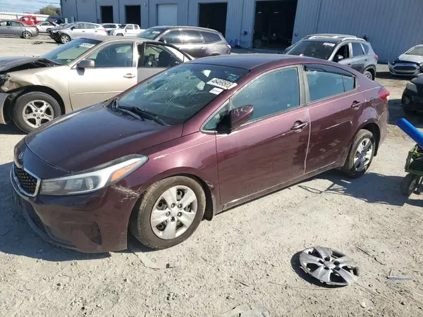 3KPFK4A73HE074863 2017 KIA FORTE - Image 1
