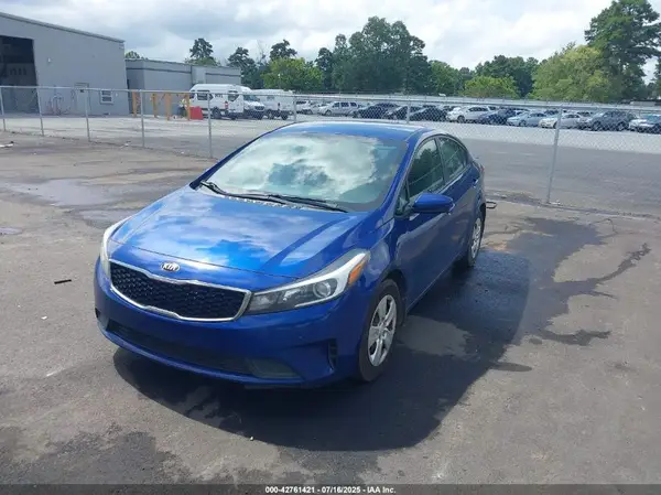 3KPFK4A73HE078749 2017 KIA FORTE - Image 2