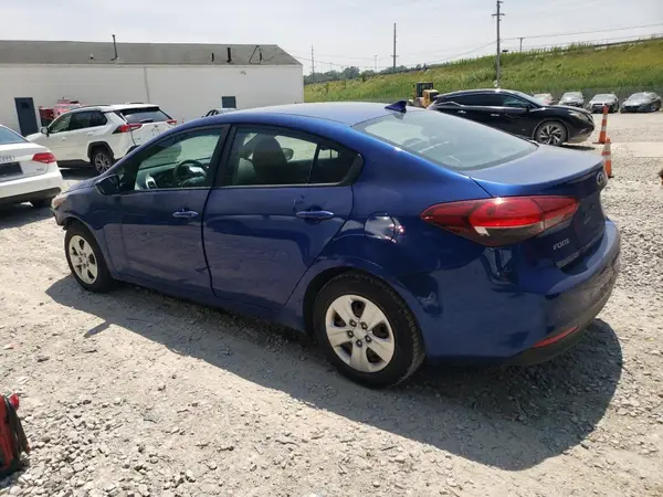 3KPFK4A73HE081571 2017 KIA FORTE - Image 2