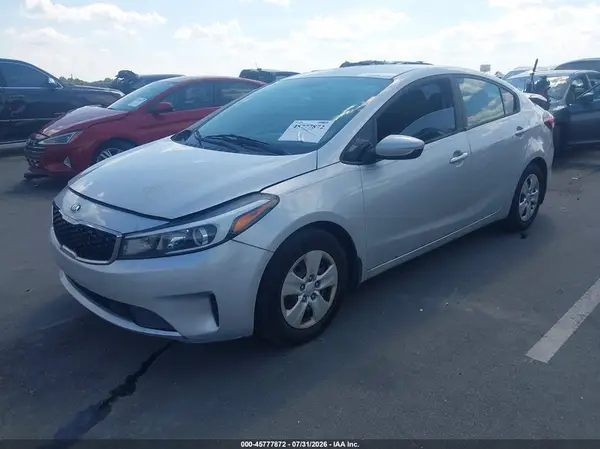 3KPFK4A73HE085474 2017 KIA FORTE - Image 2