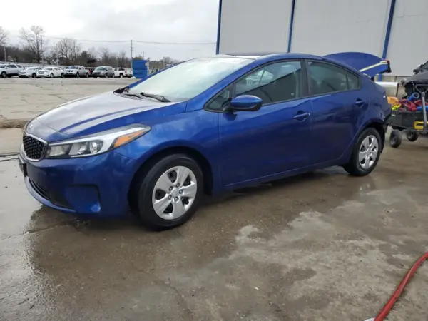 3KPFK4A73HE087564 2017 KIA FORTE - Image 1