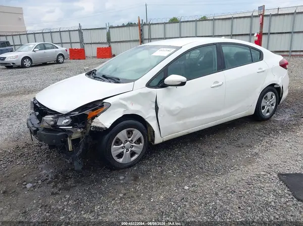 3KPFK4A73HE088018 2017 KIA FORTE - Image 2