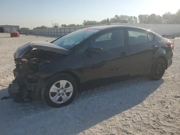 3KPFK4A73HE099407 2017 KIA FORTE - Image 1