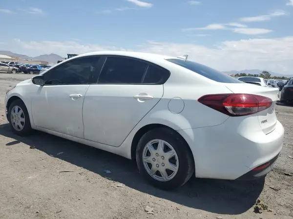 3KPFK4A73HE113595 2017 KIA FORTE - Image 2