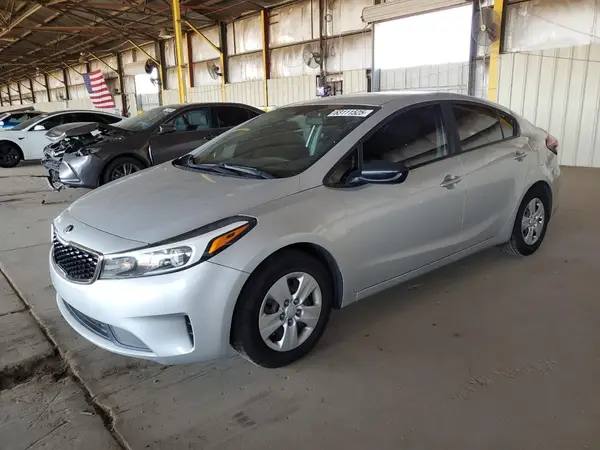 3KPFK4A73HE130025 2017 KIA FORTE - Image 1