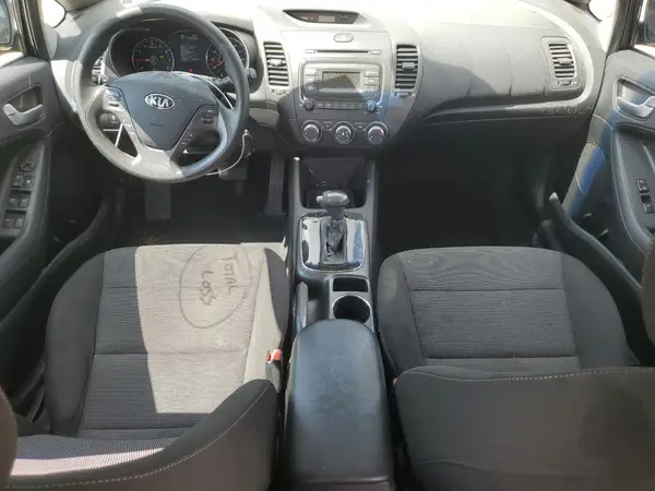 3KPFK4A73HE130526 2017 KIA FORTE - Image 8