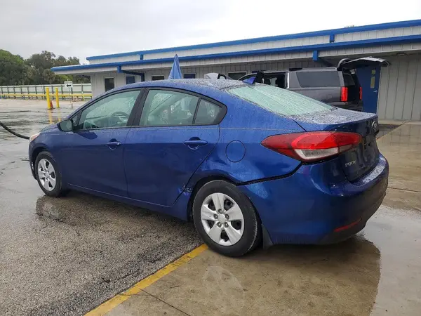 3KPFK4A73HE141848 2017 KIA FORTE - Image 2