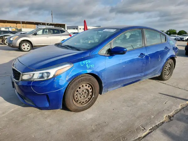 3KPFK4A73HE142918 2017 KIA FORTE - Image 1