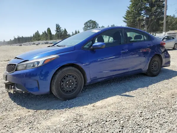 3KPFK4A73HE146063 2017 KIA FORTE - Image 1