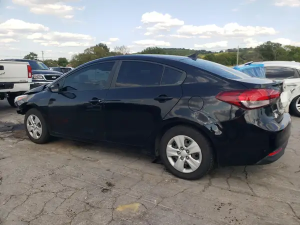 3KPFK4A73HE149576 2017 KIA FORTE - Image 2