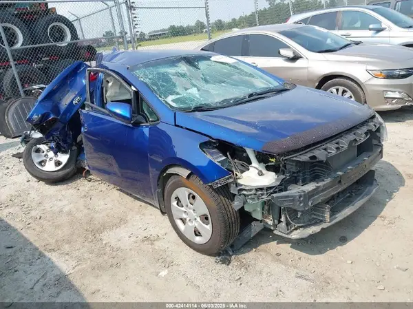 3KPFK4A73HE151375 2017 KIA FORTE - Image 1