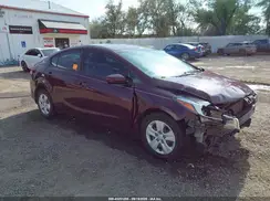 3KPFK4A73HE158228 2017 KIA FORTE