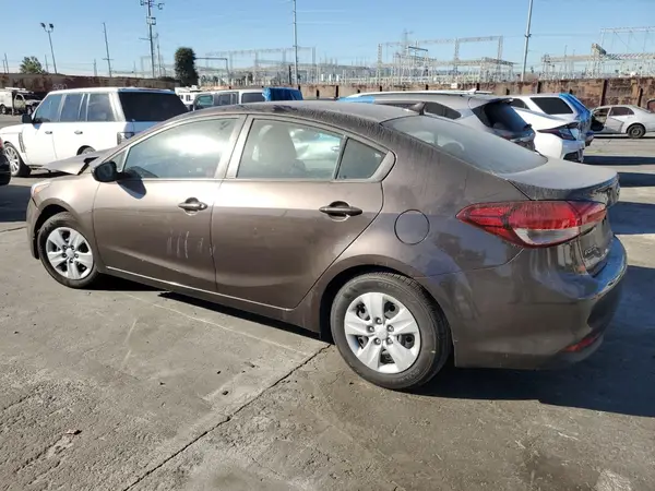 3KPFK4A73HE159668 2017 KIA FORTE - Image 2