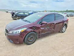 3KPFK4A73JE167923 2018 KIA FORTE