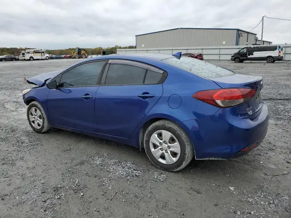 3KPFK4A73JE190120 2018 KIA FORTE - Image 2