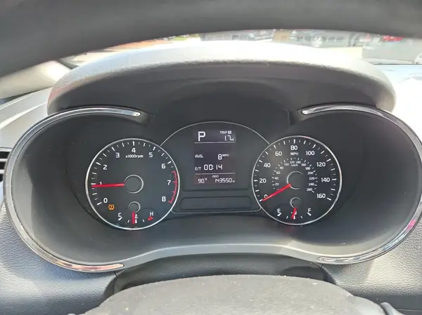 3KPFK4A73JE198606 2018 KIA FORTE - Image 8
