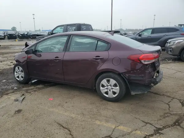 3KPFK4A73JE201830 2018 KIA FORTE - Image 2