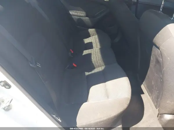 3KPFK4A73JE213217 2018 KIA FORTE - Image 8