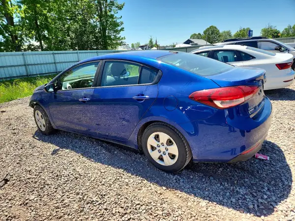 3KPFK4A73JE245844 2018 KIA FORTE - Image 2