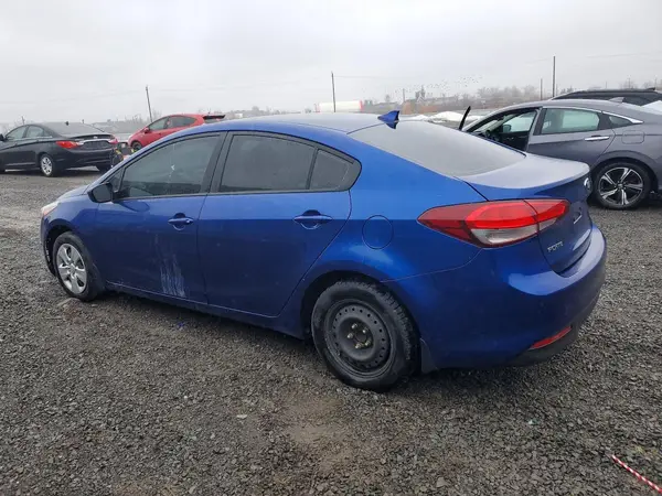 3KPFK4A73JE259775 2018 KIA FORTE - Image 2