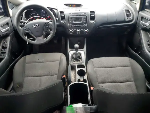 3KPFK4A73JE259775 2018 KIA FORTE - Image 8