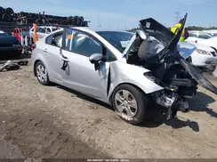 3KPFK4A73JE271022 2018 KIA FORTE