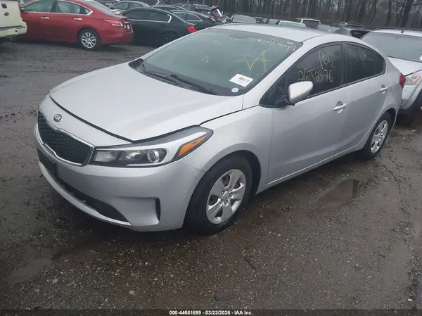 3KPFK4A74HE012114 2017 KIA FORTE - Image 2