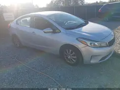 3KPFK4A74HE015885 2017 KIA FORTE