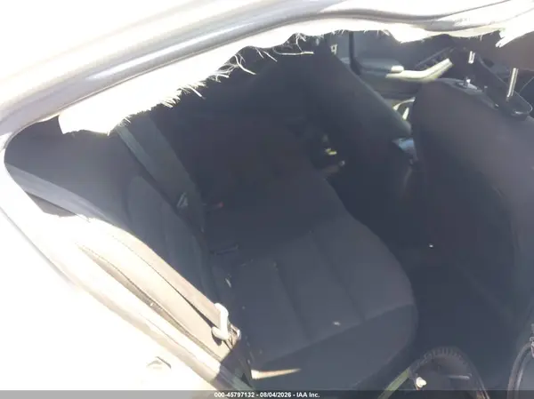3KPFK4A74HE017779 2017 KIA FORTE - Image 8