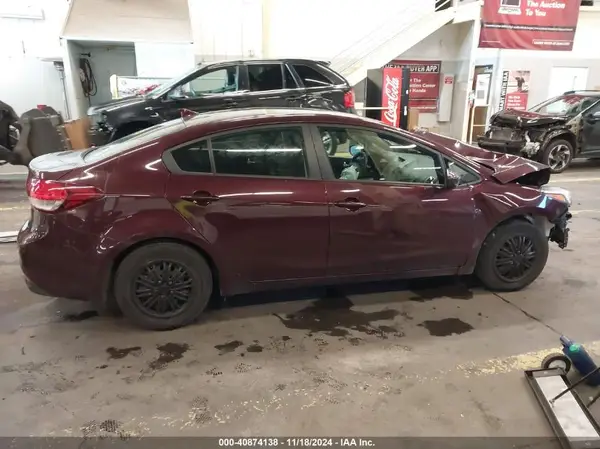 3KPFK4A74HE018995 2017 KIA FORTE - Image 1