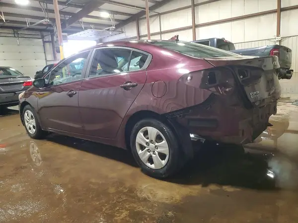 3KPFK4A74HE019631 2017 KIA FORTE - Image 2