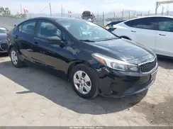 3KPFK4A74HE024375 2017 KIA FORTE