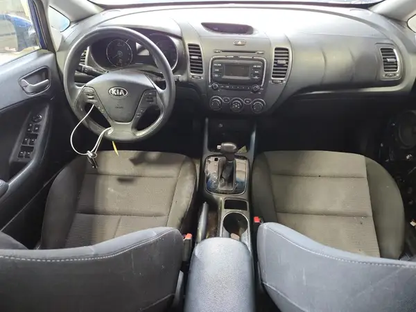 3KPFK4A74HE032007 2017 KIA FORTE - Image 8