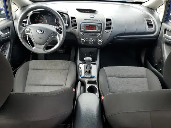 3KPFK4A74HE034839 2017 KIA FORTE - Image 8
