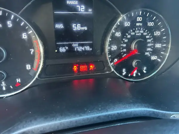 3KPFK4A74HE037370 2017 KIA FORTE - Image 8